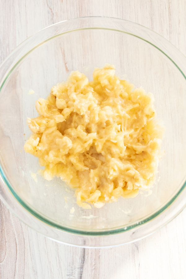 mashed bananas for date gluten-free breakfast cookies